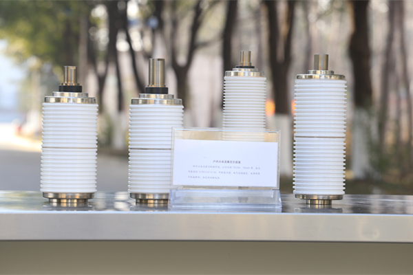 真空開關管絕緣外殼采用玻璃材料，優勢多多！